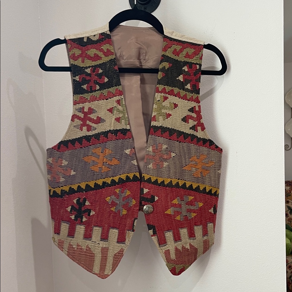 The Nomaoic Collection wool patterned vest. I accidentally ripped the label off.